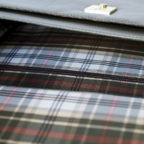 Vintage HARRODS Crossbody Briefcase Station Bag Olive Drab Camouflage Leather - Picture 5 of 9